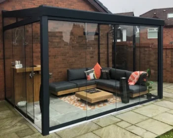 Panorama glass sunroom